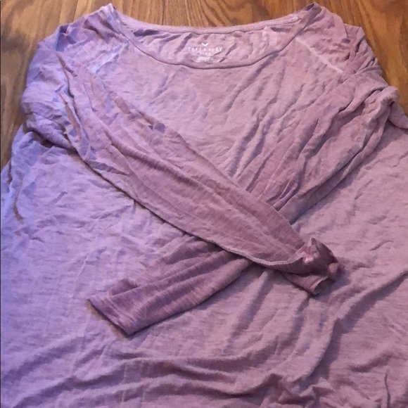 American Eagle Long Sleeve T - Picture 2 of 4